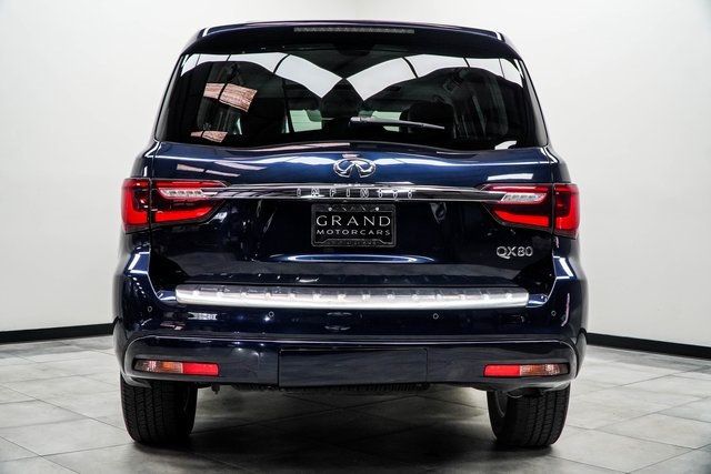 2020 Infiniti QX80 Luxe photo 2