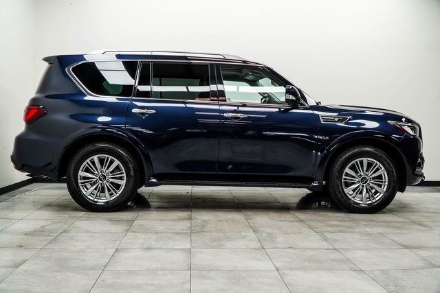 2020 Infiniti QX80 Luxe photo 3
