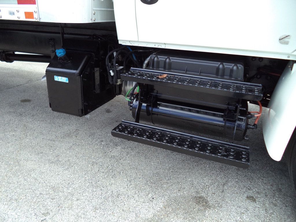 2020 International MV607 26ft Dry Freight Box Truck Moving Truck With Liftgate - 22953501 - 24