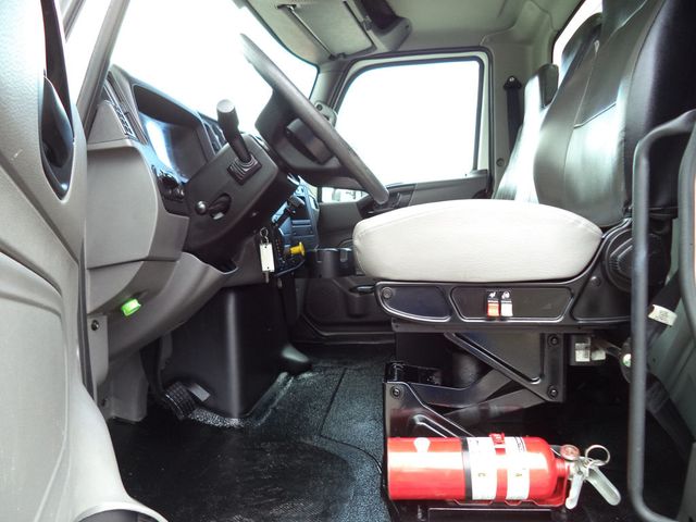 2020 International MV607 26ft Dry Freight Box Truck Moving Truck With Liftgate - 22953501 - 33