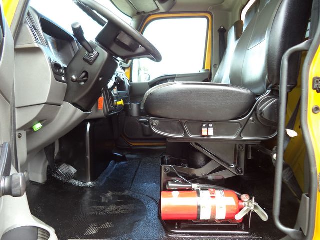 2020 International MV607 26ft Dry Freight Moving Box Truck w/Aluminum Ramp - 22993490 - 37