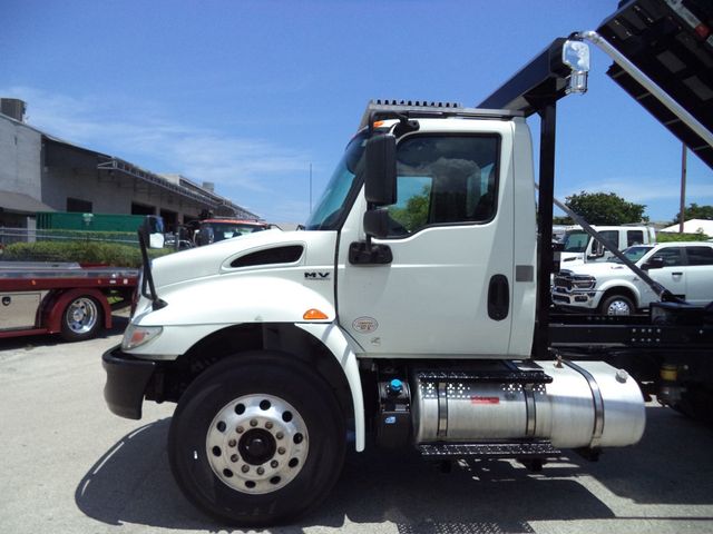 2020 International MV607 w/ 14ft Switch-N-Go Drop Box Dumpster Bin Rolloff Truck - 23065790 - 17