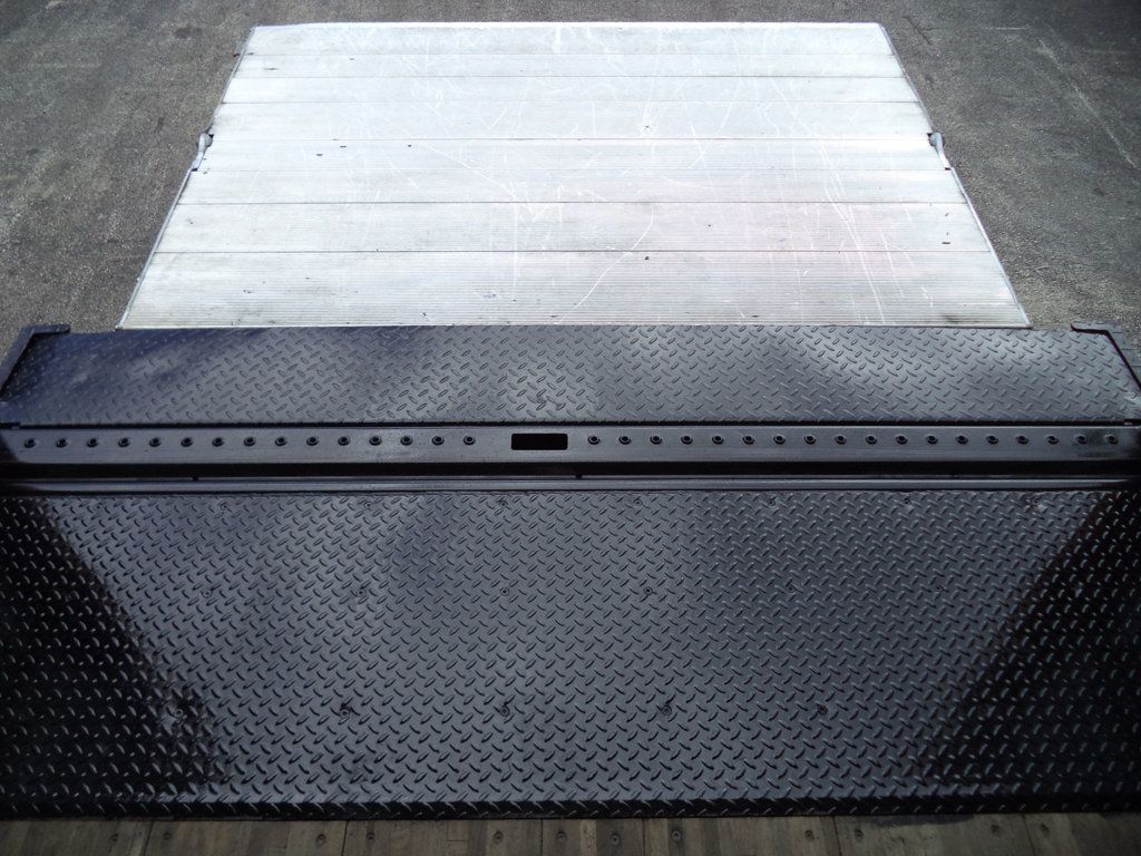 2020 International MV607 w/ 26ft Dry Freight Moving Box Truck w/ Lift Gate - 22993490 - 35