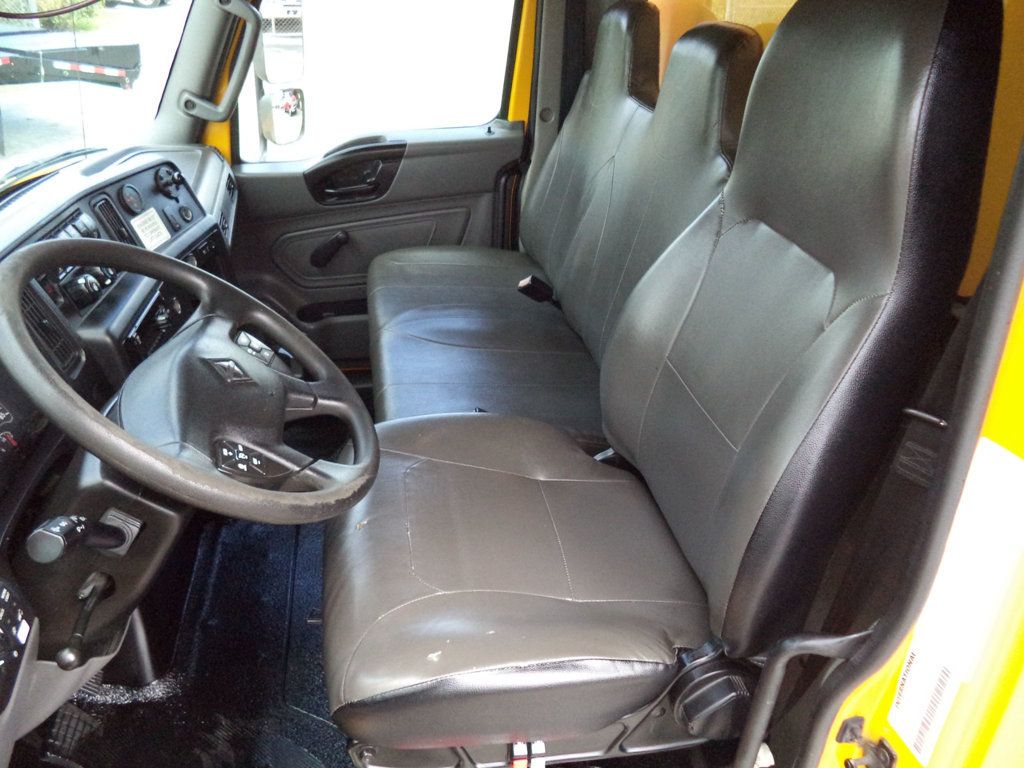 2020 International MV607 w/ 26ft Dry Freight Moving Box Truck w/ Lift Gate - 22993490 - 38