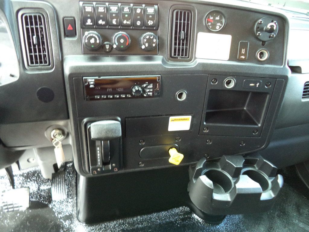 2020 International MV607 w/ 26ft Dry Freight Moving Box Truck w/ Lift Gate - 22993490 - 40