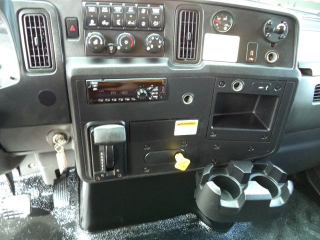 2020 International MV607 w/ 26ft Dry Freight Moving Box Truck w/ Lift Gate - 22993490 - 40