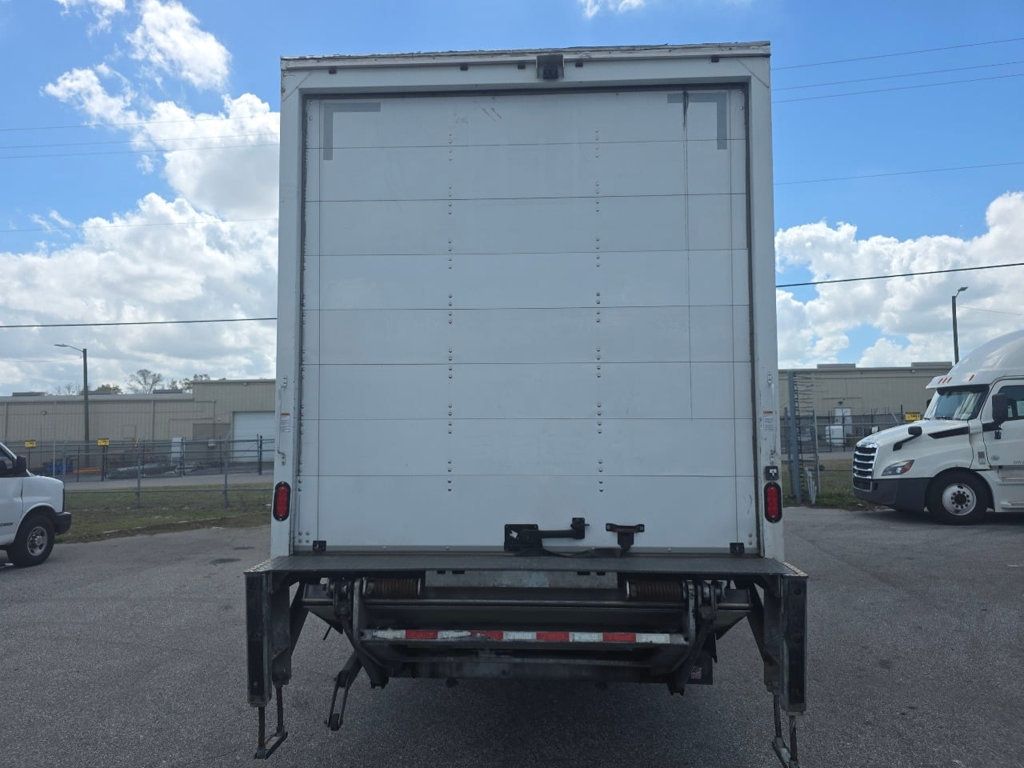 2020 International MV607 w/ 26ft Dry Freight Moving Box Truck w/ Lift Gate - 23009299 - 4