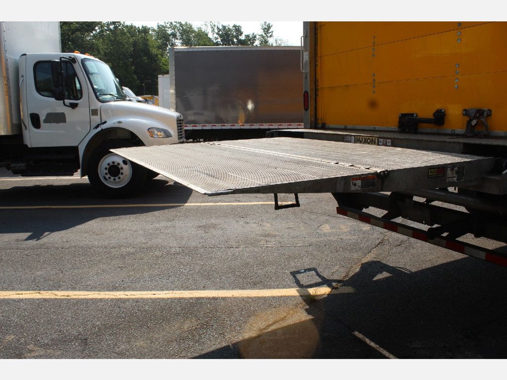 2020 International MV607 w/ 26ft Dry Freight Moving Box Truck w/ Tuck Liftgate - 23012960 - 10