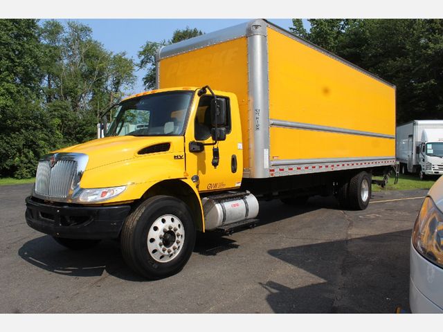 2020 International MV607 w/ 26ft Dry Freight Moving Box Truck w/ Tuck Liftgate - 23012960 - 7