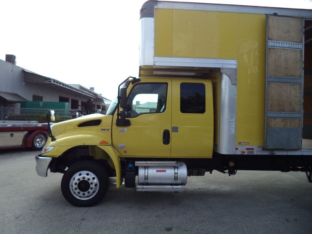 2020 International MV607 Extended Cab w/ 29ft Dry Freight Moving Box Truck w/ Ramp - 23012993 - 34