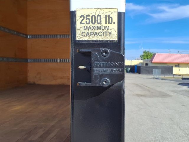 2020 Isuzu NPR 16' Box Truck w/Liftgate - 22950931 - 22