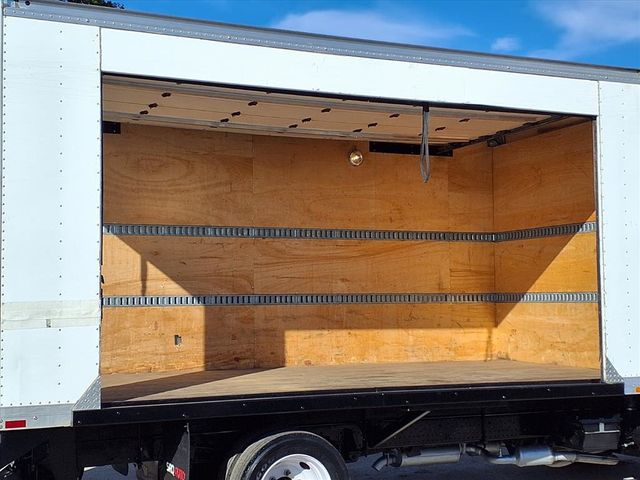 2020 Isuzu NPR 16' Box Truck w/Liftgate - 22950931 - 23