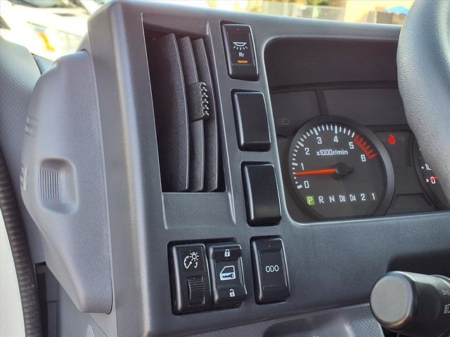 2020 Isuzu NPR 16' Box Truck w/Liftgate - 22950931 - 28