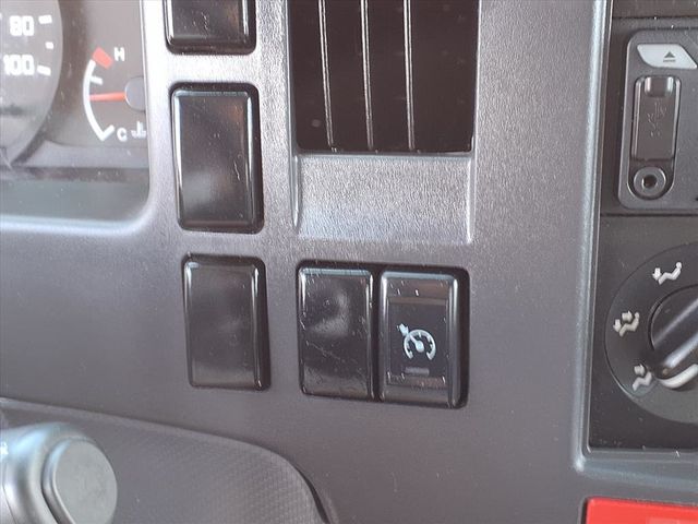 2020 Isuzu NPR 16' Box Truck w/Liftgate - 22950931 - 29