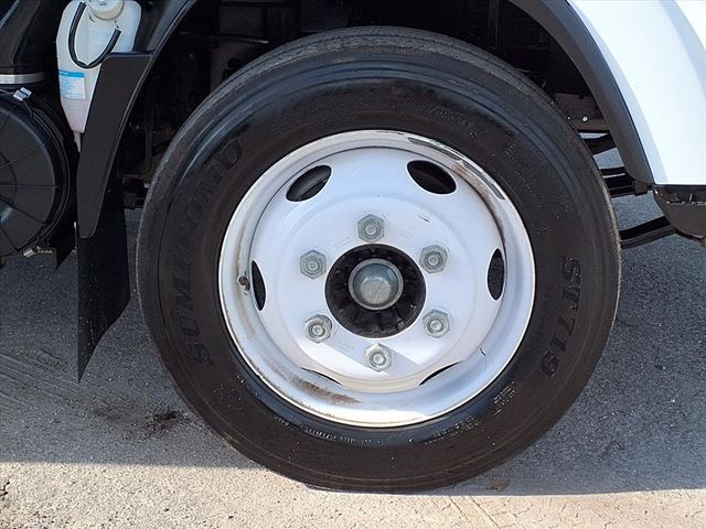 2020 Isuzu NPR 16' Box Truck w/Liftgate - 22950931 - 35