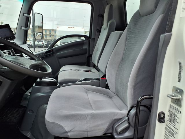 2020 Isuzu NPR 16' Box Truck w/Liftgate - 22981606 - 14