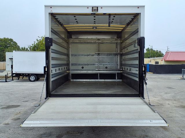 2020 Isuzu NPR 16' Box Truck w/Liftgate - 22981606 - 18