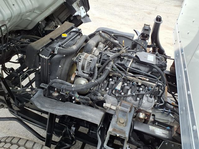 2020 Isuzu NPR 16' Box Truck w/Liftgate - 22981606 - 27