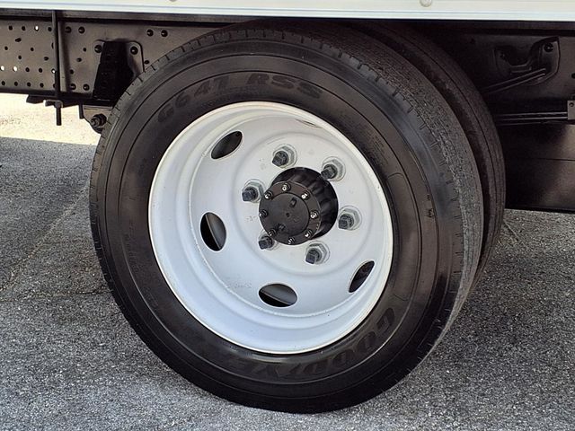 2020 Isuzu NPR 16' Box Truck w/Liftgate - 23023716 - 39