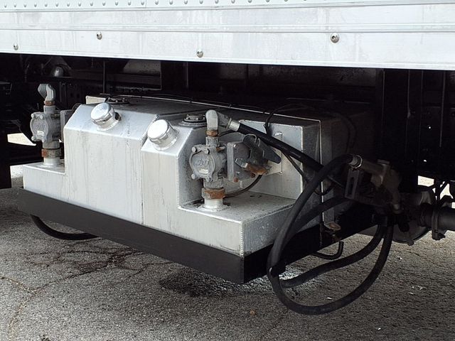 2020 Isuzu NPR 16' Enclosed Landscape Dovetail - 23062371 - 21