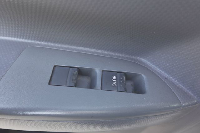 2020 Isuzu NPR HD (16ft Box with Lift Gate) - 22732203 - 17