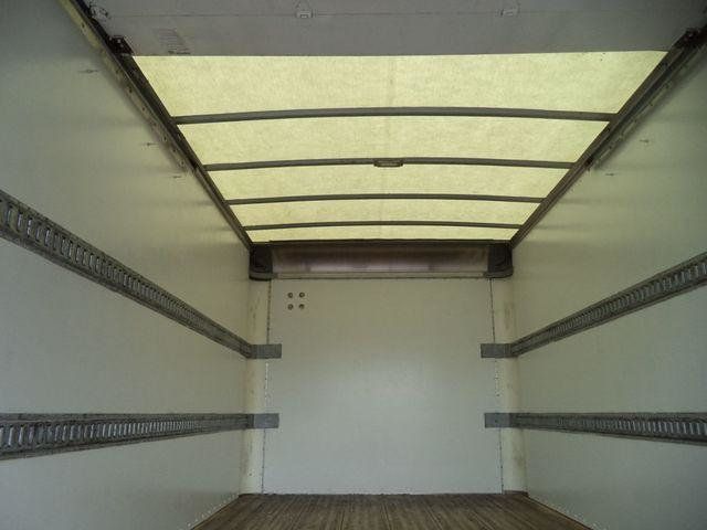 2020 Isuzu NPR HD 16FT DRY BOX. BOX TRUCK CARGO TRUCK 14.5 GVW - 22648482 - 24