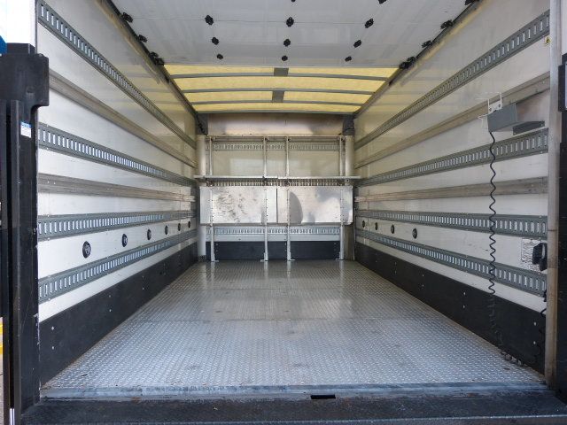 2020 Isuzu NPR HD 6.0L V8 GAS*DRW*"SUPREME" 16FT BOX*"PALFINGER" 2,500LB LIFTGATE! - 22957231 - 22