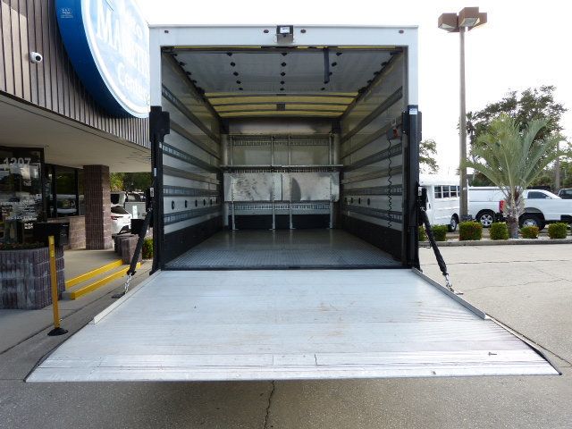 2020 Isuzu NPR HD 6.0L V8 GAS*DRW*"SUPREME" 16FT BOX*"PALFINGER" 2,500LB LIFTGATE! - 22957231 - 23