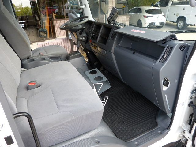 2020 Isuzu NPR HD 6.0L V8 GAS*DRW*"SUPREME" 16FT BOX*"PALFINGER" 2,500LB LIFTGATE! - 22957231 - 32