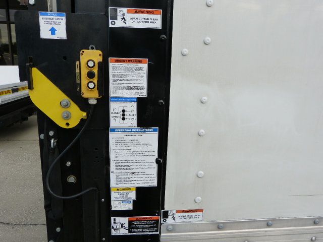 2020 Isuzu NPR HD 6.0L V8 GAS*DRW*"SUPREME" 16FT BOX*"PALFINGER" 2,500LB LIFTGATE! - 22957231 - 43