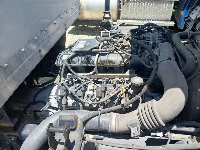 2020 Isuzu NPR HD With 16ft Box Truck Dry Cargo Truck & Aluminum Liftgate - 22975912 - 8