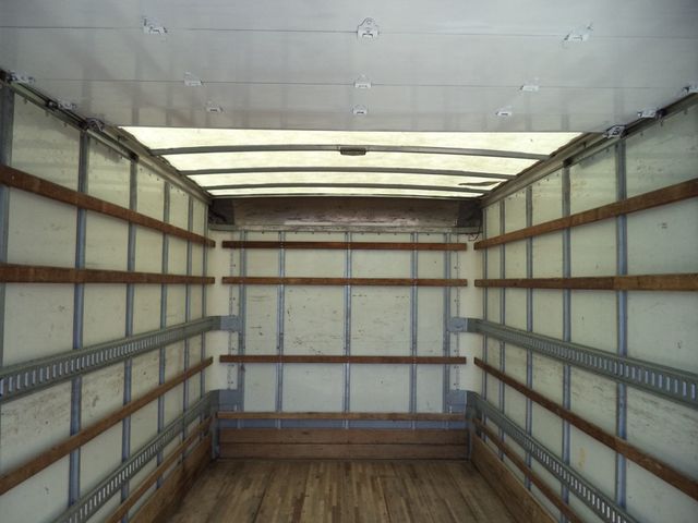 2020 Isuzu NPR HD Gas With 16ft Box Truck Dry Cargo Truck & Aluminum Liftgate - 22975925 - 32