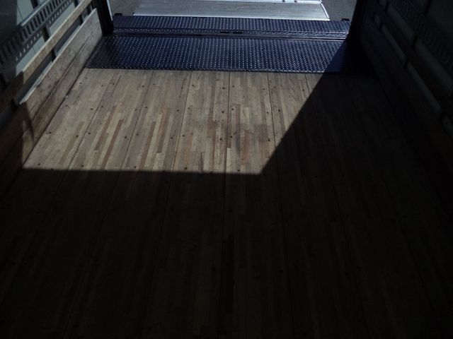 2020 Isuzu NPR HD Gas With 16ft Box Truck Dry Cargo Truck & Aluminum Liftgate - 22975925 - 34