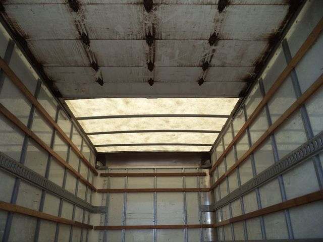 2020 Isuzu NPR HD Gas With 16ft Box Truck Dry Cargo Truck & Aluminum Liftgate - 23015887 - 21