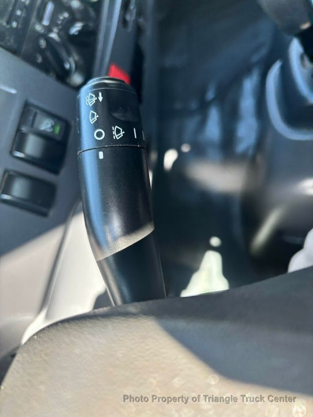 2020 Isuzu NPR-XDHD HEAVY SPEC 48k Miles! FINANCING! SUPER CLEAN UNIT! ALUMINUM RAMP! READY TO GO! - 22991259 - 23