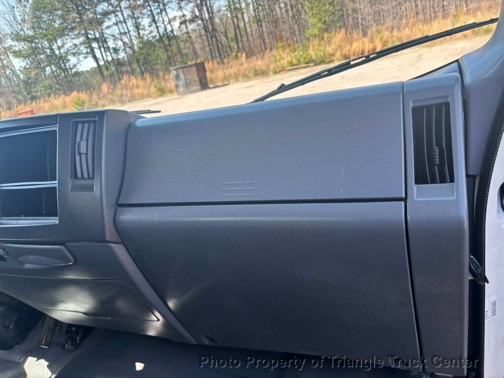 2020 Isuzu NPR-XDHD HEAVY SPEC 48k Miles! FINANCING! SUPER CLEAN UNIT! ALUMINUM RAMP! READY TO GO! - 22991259 - 33