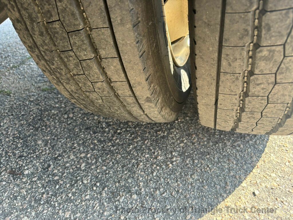 2020 Isuzu NPR-XDHD HEAVY SPEC 48k Miles! FINANCING! SUPER CLEAN UNIT! ALUMINUM RAMP! READY TO GO! - 22991259 - 40