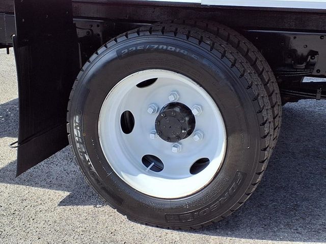 2020 Isuzu NQR 16' Contractor's Truck - 22966314 - 39