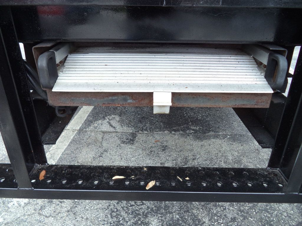 2020 Isuzu NQR w/ 16ft Refrigerated Box Truck Thermo King T590R - 23037073 - 23