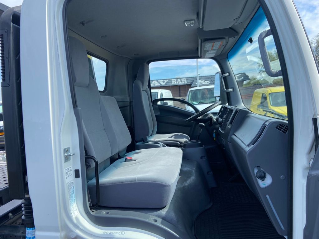 2020 Isuzu NRR photo 13