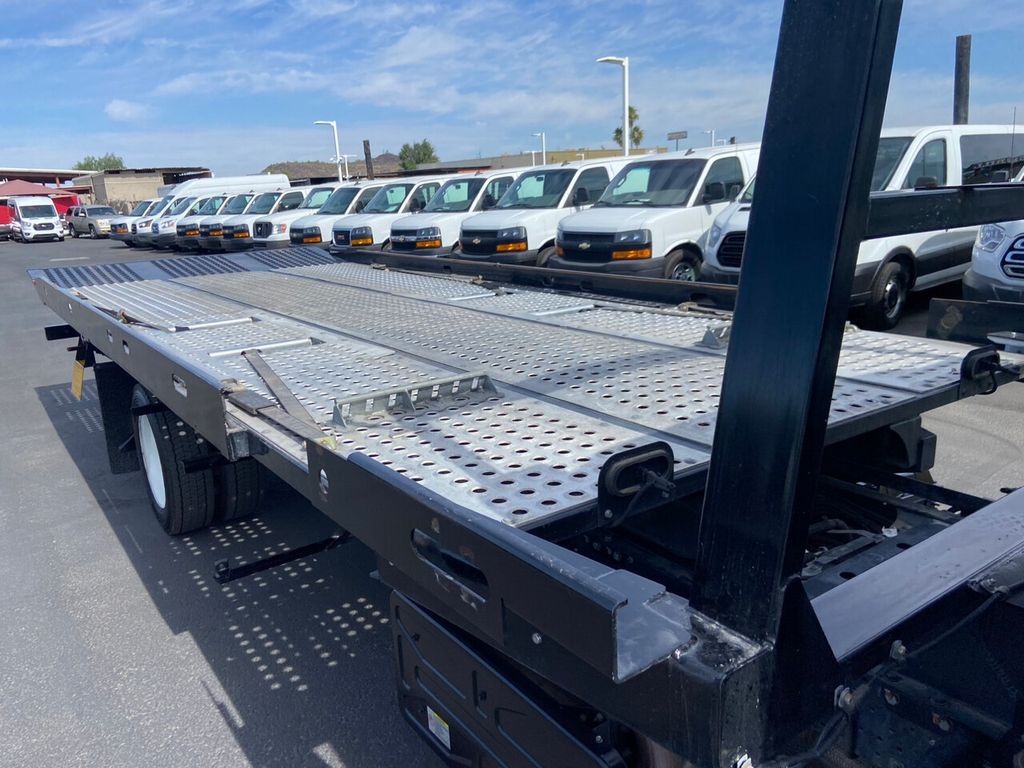 2020 Isuzu NRR photo 12