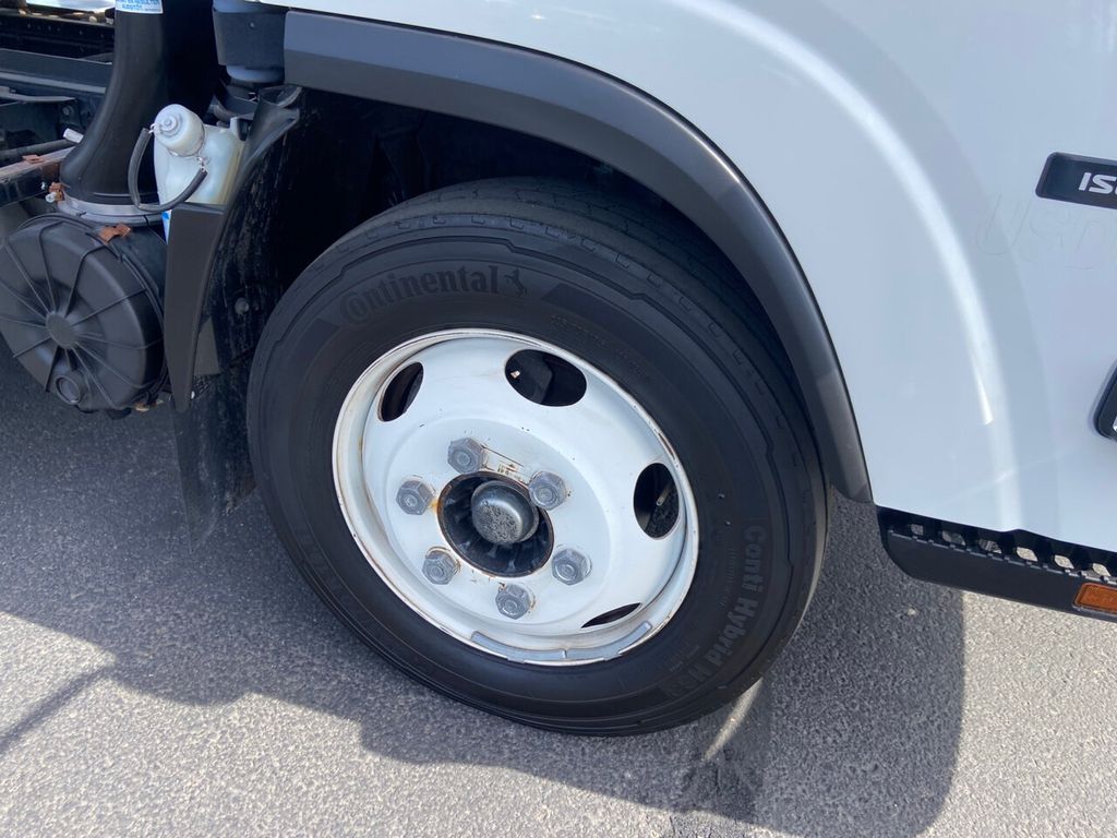 2020 Isuzu NRR photo 15