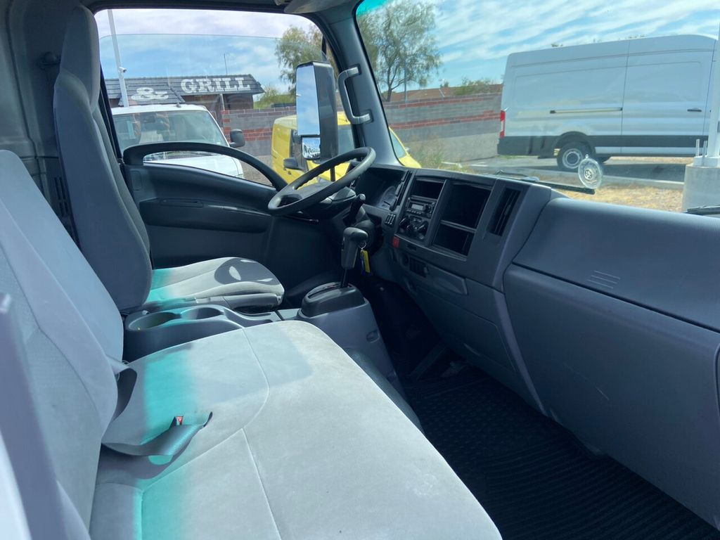 2020 Isuzu NRR photo 20