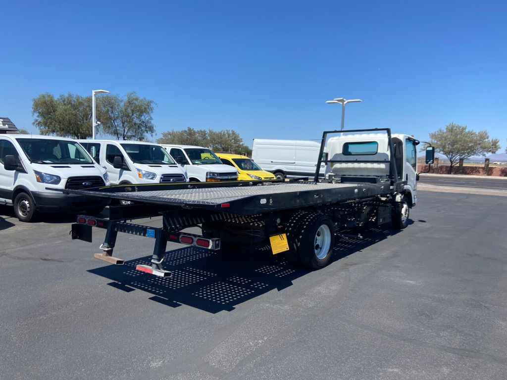 2020 Isuzu NRR photo 5