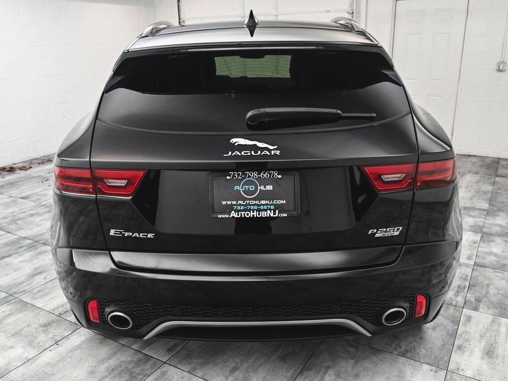 2020 Jaguar E-PACE SE photo 2