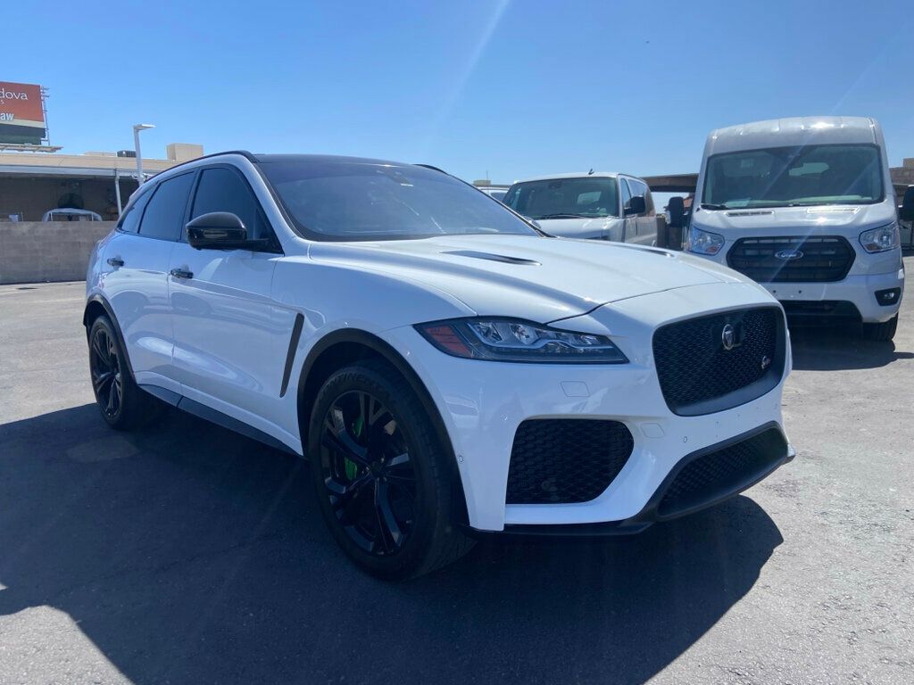 2020 Jaguar F-PACE SVR photo 10