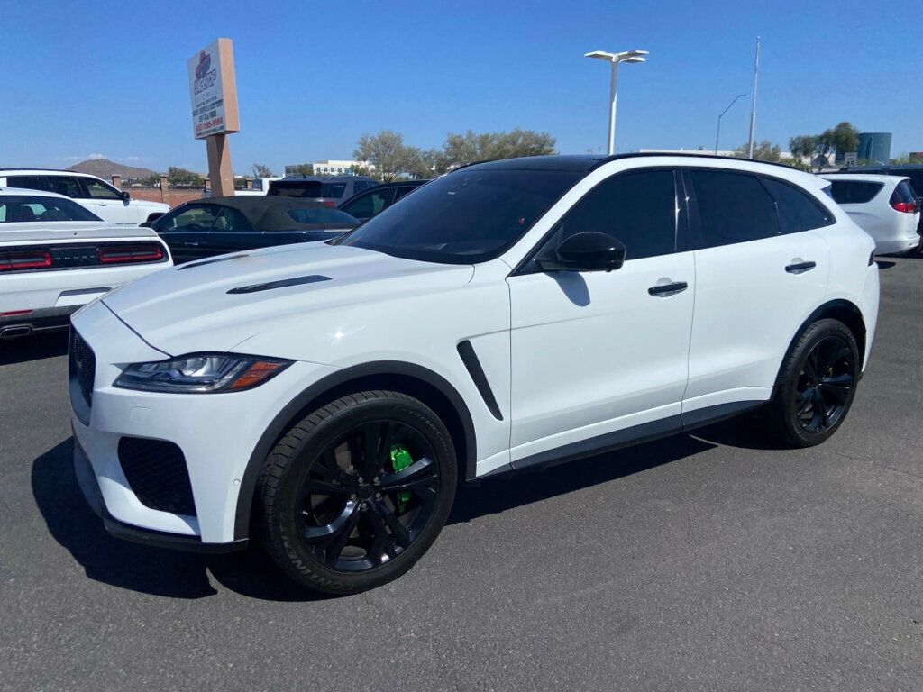 2020 Jaguar F-PACE SVR photo 2