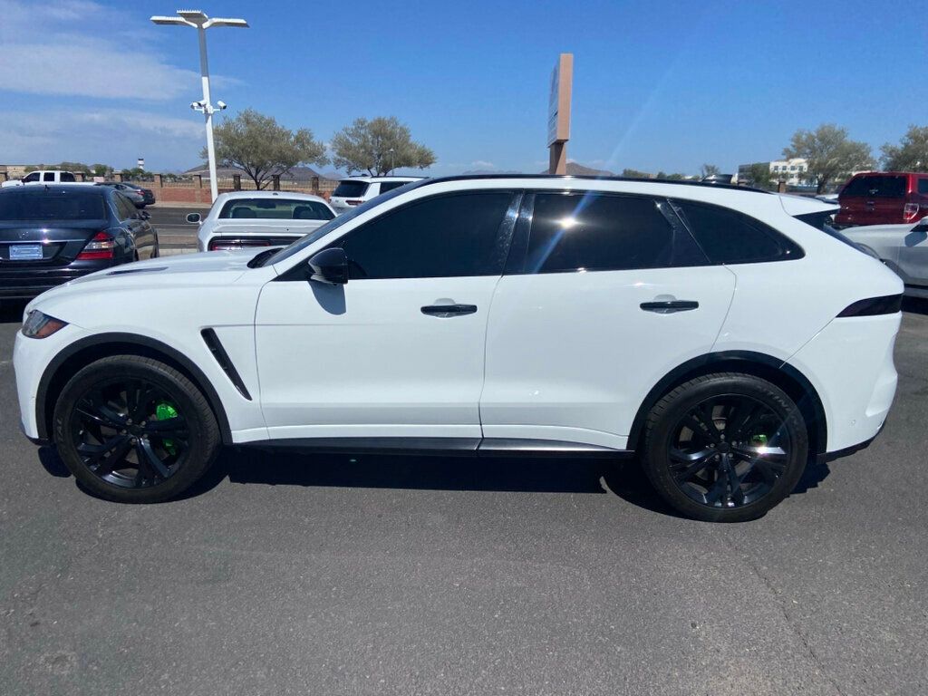 2020 Jaguar F-PACE SVR photo 3
