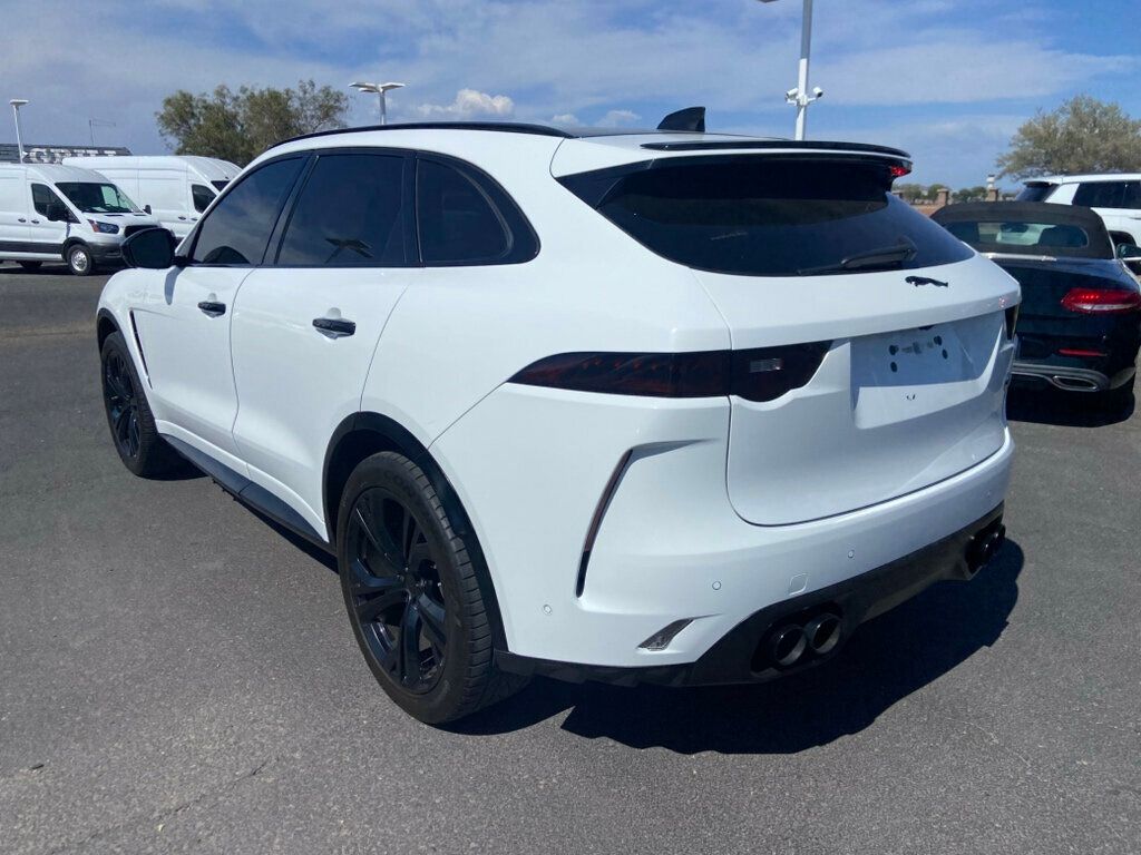 2020 Jaguar F-PACE SVR photo 4