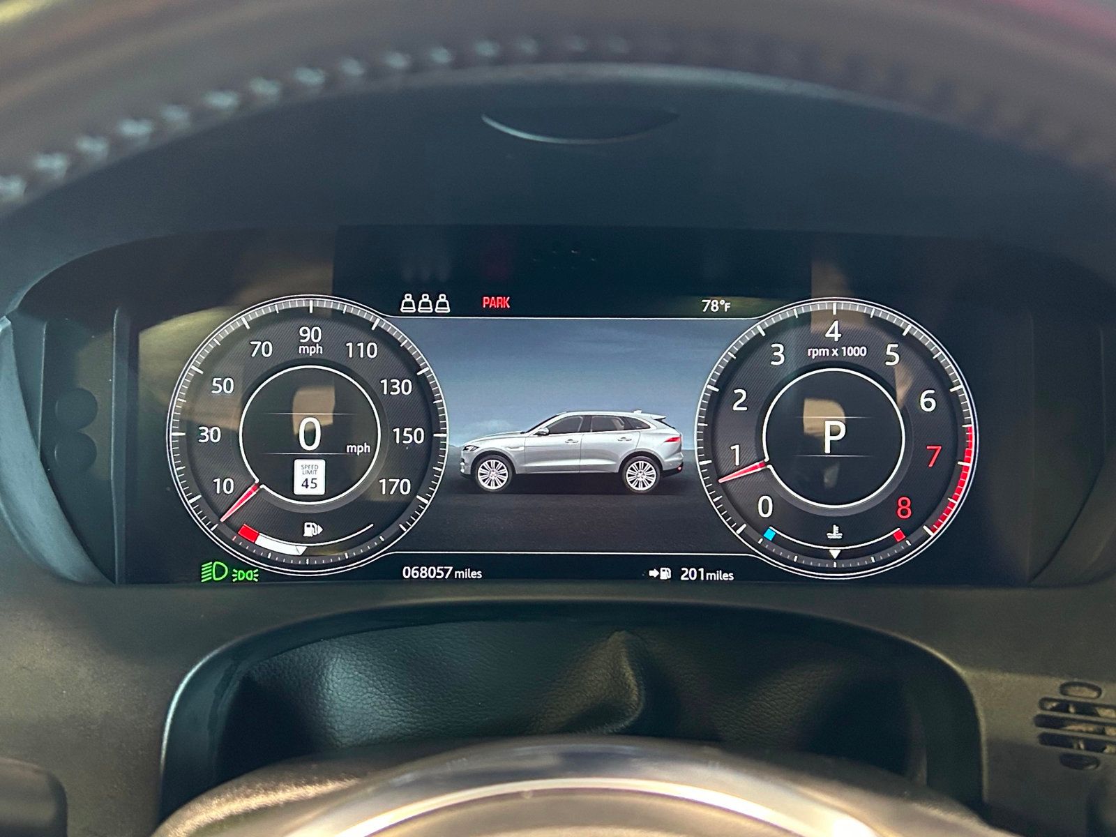 2020 Jaguar F-PACE Checkered Flag Edition photo 29